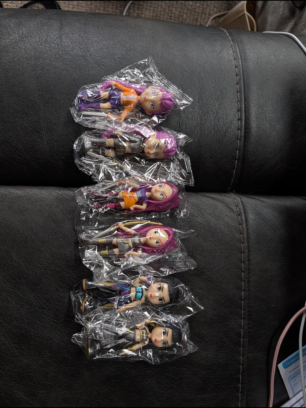Set Of 6 Huntrix KPop Demon Hunters Dolls New
